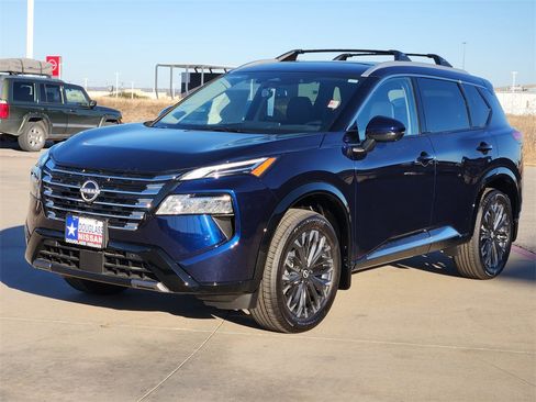 New 2026 Nissan Rogue Platinum w/ Platinum Premium Package image 2