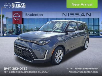 Used 2023 Kia Soul LX w/ Option Group 015