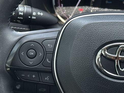 Used 2023 Toyota RAV4 XLE Premium FWD image 12
