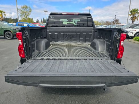 Used 2025 Chevrolet Silverado 1500 LT AWD/4WD image 36