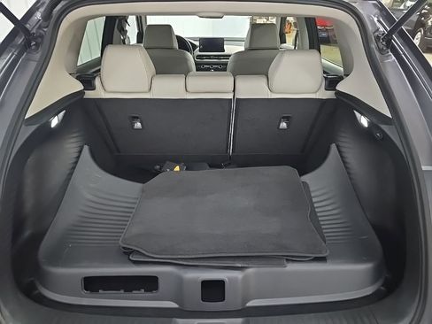 Used 2023 Honda HR-V EX-L image 12