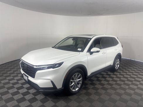 Used 2023 Honda CR-V EX image 2