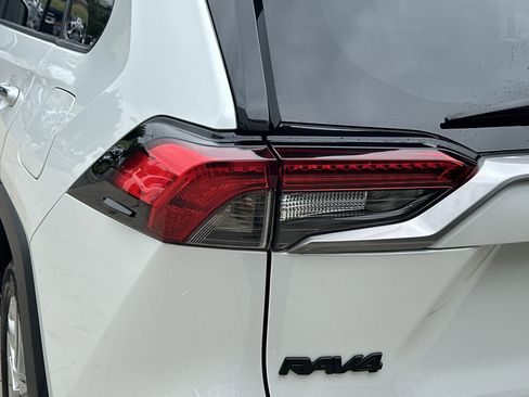 Used 2024 Toyota RAV4 Limited w/ Advanced Technology Package AWD/4WD image 12