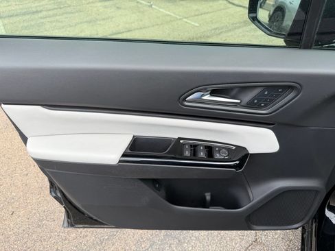 Certified 2025 Honda Prologue Touring image 11