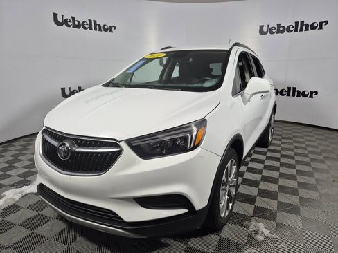 Certified 2020 Buick Encore Preferred image 3