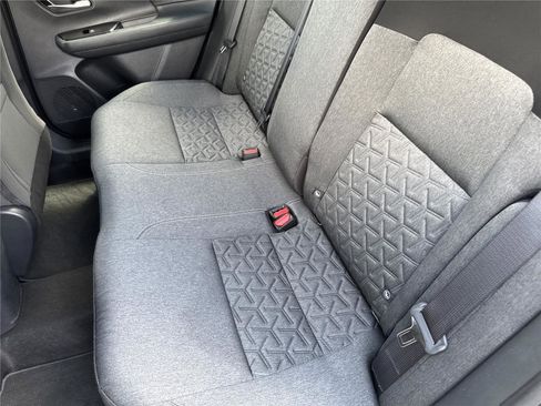 Used 2026 Nissan Kicks SV FWD image 30