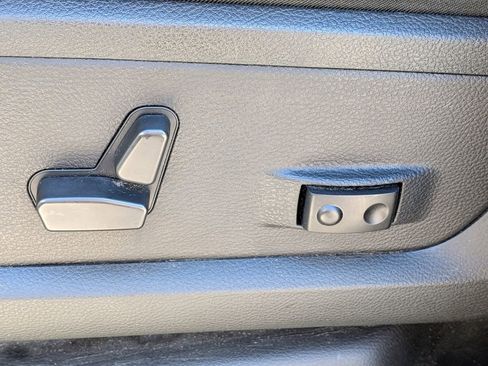 Used 2022 RAM 2500 Power Wagon w/ Level 2 Equipment Group image 21