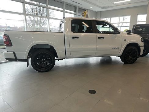 New 2026 RAM 1500 Big Horn AWD/4WD image 3