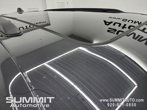 New 2025 Jeep Grand Cherokee Limited w/ Black Appearance Package image 4