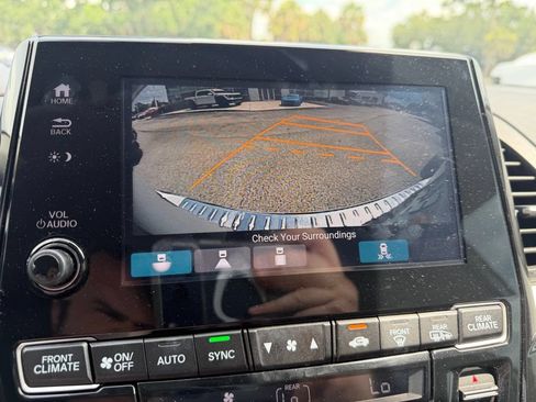 Used 2020 Honda Odyssey Touring image 12