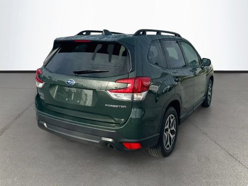 Certified 2023 Subaru Forester Premium AWD/4WD image 7
