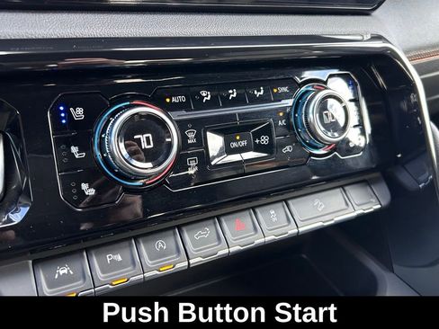 Used 2025 GMC Sierra 1500 AT4 w/ AT4 Premium Package image 32