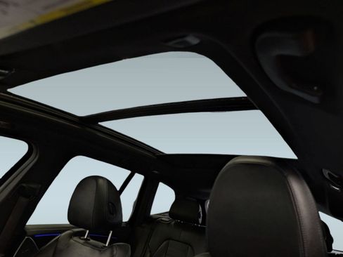 Used 2018 BMW X3 M40i image 13