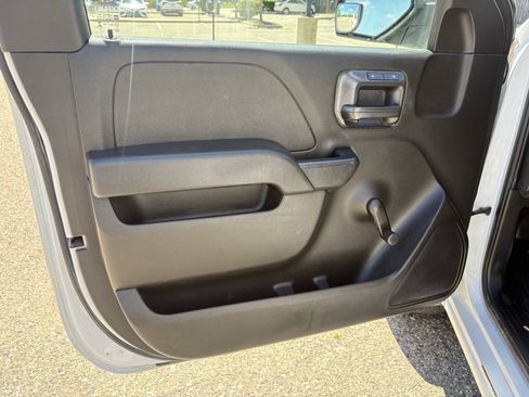 Used 2015 GMC Sierra 1500 2WD Regular Cab image 25