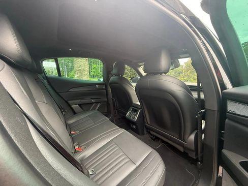 Certified 2023 Maserati Grecale Modena AWD/4WD image 28