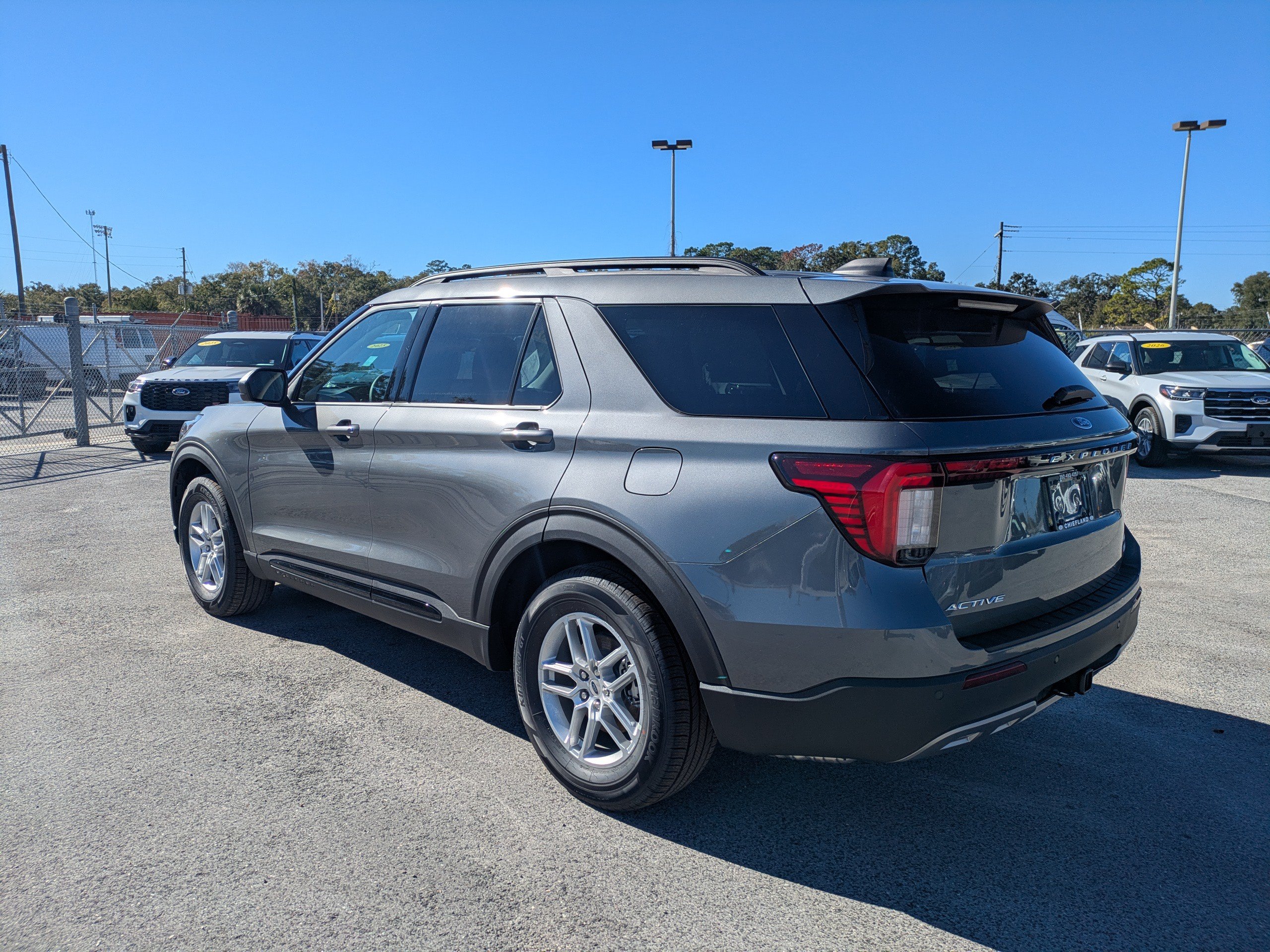New 2026 Ford Explorer Active w/ Active Comfort Package RWD image 5