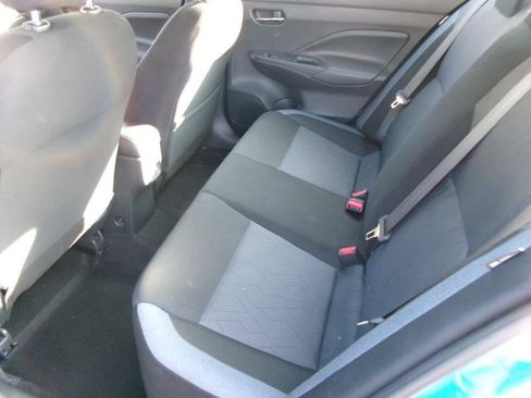 Used 2024 Nissan Versa SV FWD image 9