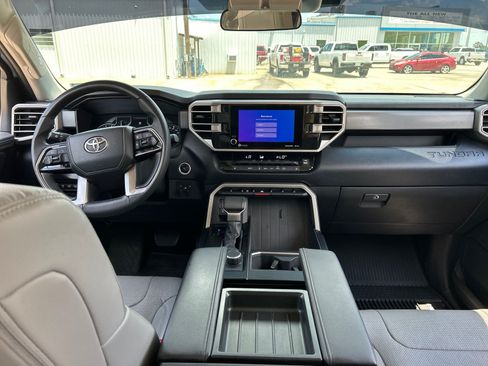 Used 2023 Toyota Tundra SR5 w/ SR5 Premium Package AWD/4WD image 20