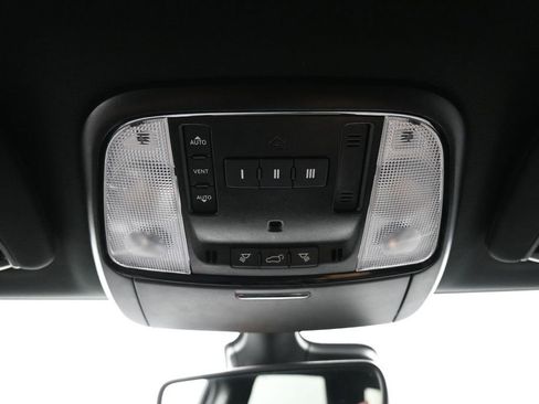Used 2023 Dodge Durango R/T AWD/4WD image 17