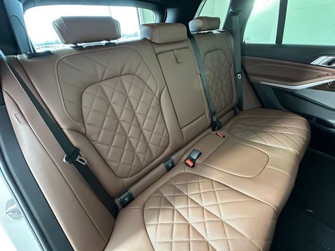 New 2026 BMW X5 xDrive40i image 32