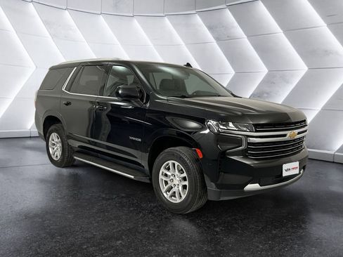 Used 2024 Chevrolet Tahoe LT image 1