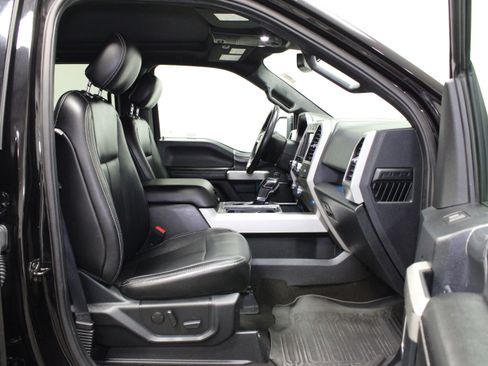 Used 2020 Ford F150 Lariat w/ Equipment Group 502A Luxury AWD/4WD image 15