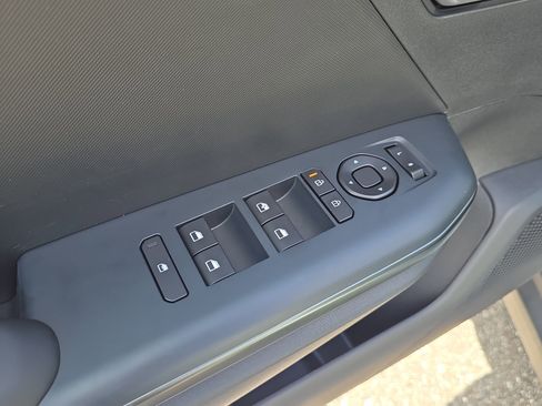 New 2026 Kia K4 LXS image 18