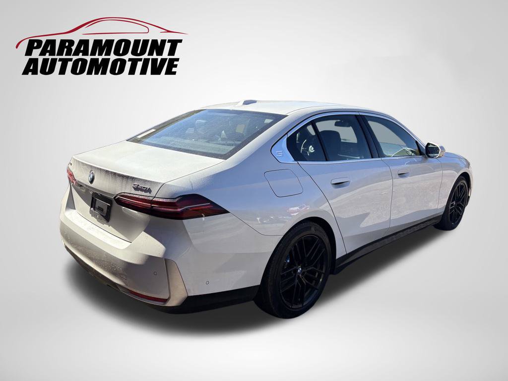 Used 2025 BMW 540i xDrive w/ Premium Package AWD/4WD image 5