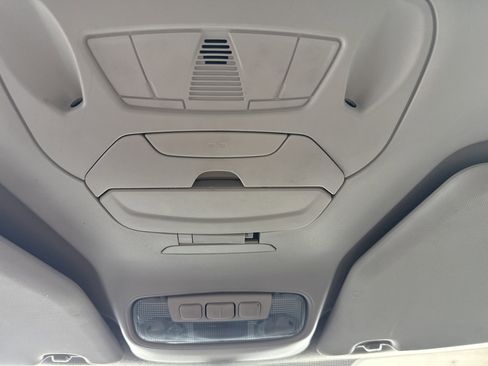 Used 2015 Ford Transit Connect Titanium image 24