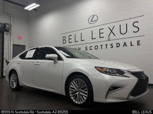 Used 2017 Lexus ES 350 FWD image 2