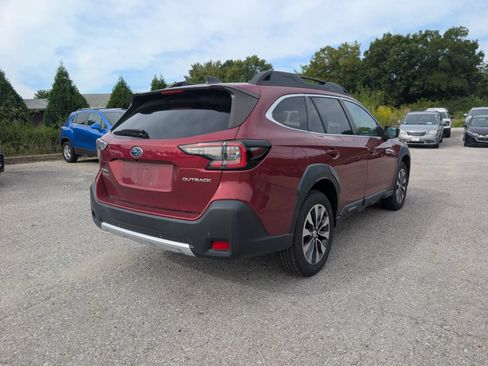 Used 2023 Subaru Outback Limited AWD/4WD image 6