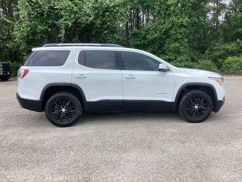 Used 2018 GMC Acadia SLT w/ LPO, Black Accent Package FWD image 4