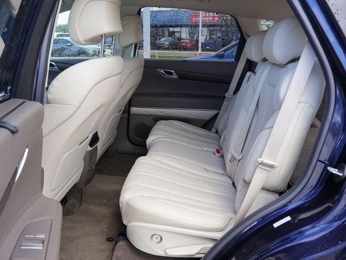 Used 2024 Genesis GV80 2.5T AWD/4WD image 9