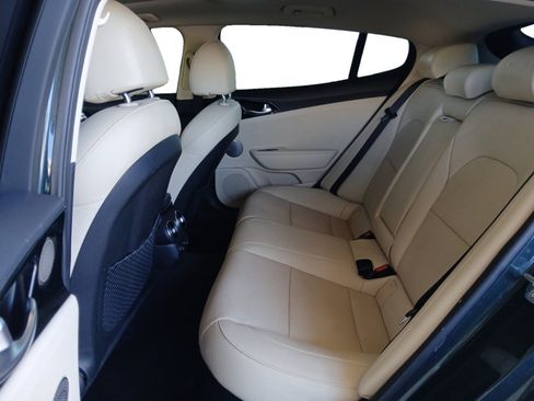 Used 2023 Kia Stinger GT-Line w/ Sun & Sound Package image 13