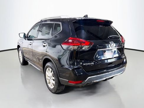 Used 2018 Nissan Rogue SV AWD/4WD image 8