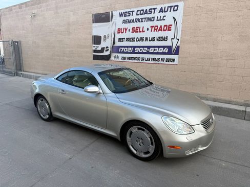 Used 2003 Lexus SC 430 Convertible RWD image 2