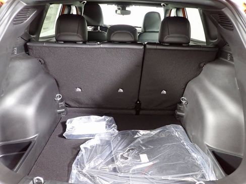 New 2026 Jeep Compass Latitude image 12