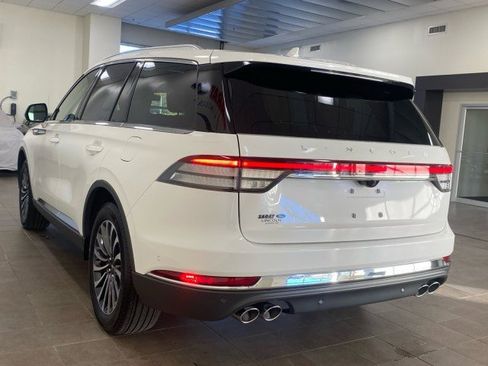 Certified 2023 Lincoln Aviator Reserve w/ Equipment Group 201A image 5