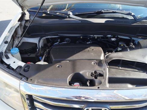 Used 2015 Honda Pilot Touring image 16