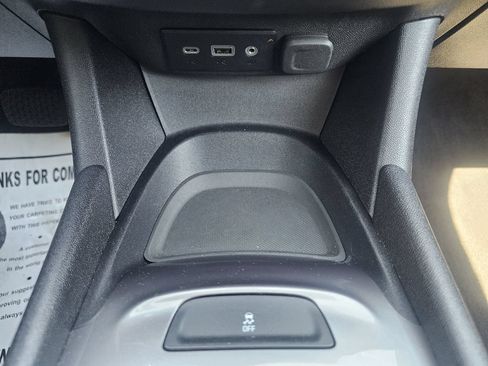 Used 2022 Chevrolet Malibu LS FWD image 40
