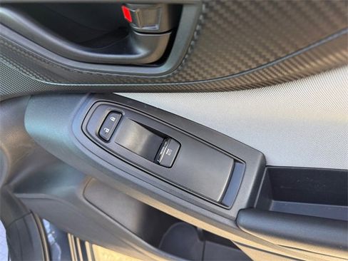 Used 2022 Subaru Crosstrek 2.0i Premium w/ Moonroof Package image 17