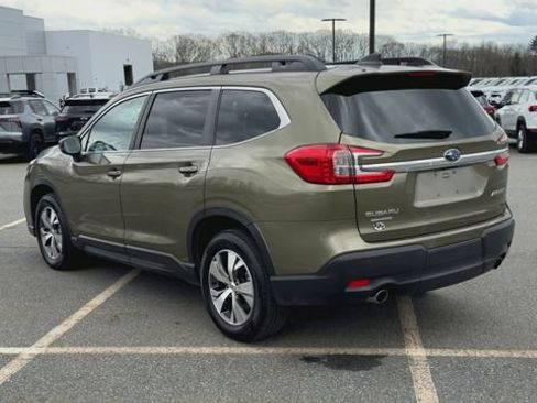 Used 2025 Subaru Ascent Premium AWD/4WD image 6