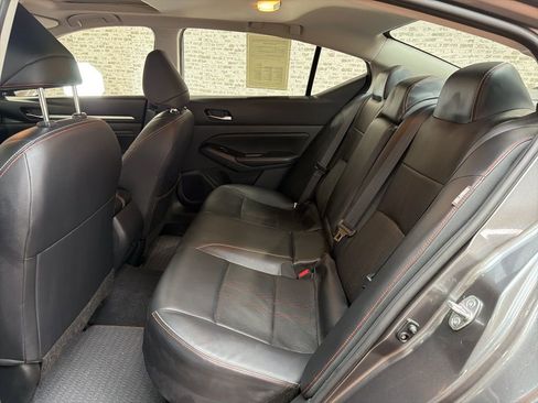 Used 2023 Nissan Altima 2.5 SR w/ SR Premium Package image 14