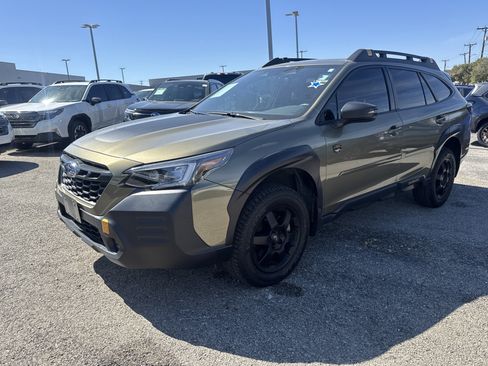 Used 2023 Subaru Outback Wilderness w/ Wilderness Package image 7