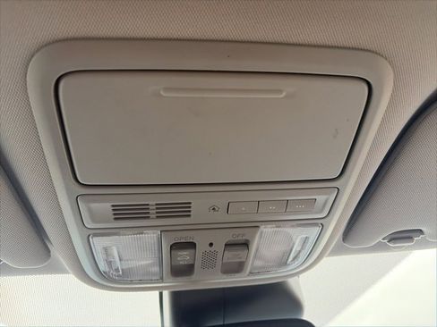 Used 2014 Honda Odyssey EX-L image 24