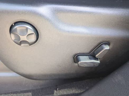 Used 2019 Jeep Grand Cherokee Limited w/ Luxury Group II AWD/4WD image 17