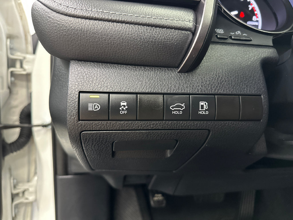 Used 2024 Toyota Camry SE FWD image 32
