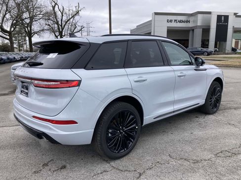 New 2025 Lincoln Corsair Reserve w/ Equipment Group 202A image 3