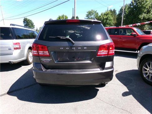 Used 2018 Dodge Journey SE w/ Blacktop Package image 16