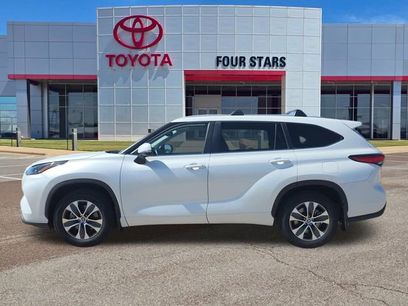 Used 2023 Toyota Highlander XLE
